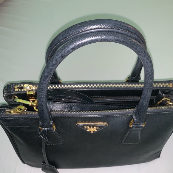 Prada Galleria Small Saffiano Leather Bag - Picture 3 of 9
